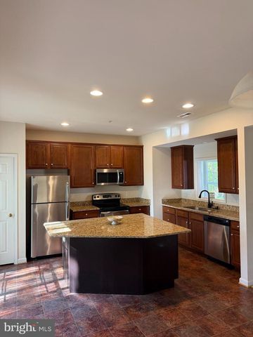 10329 LANTERN LN, Hagerstown, MD 21740