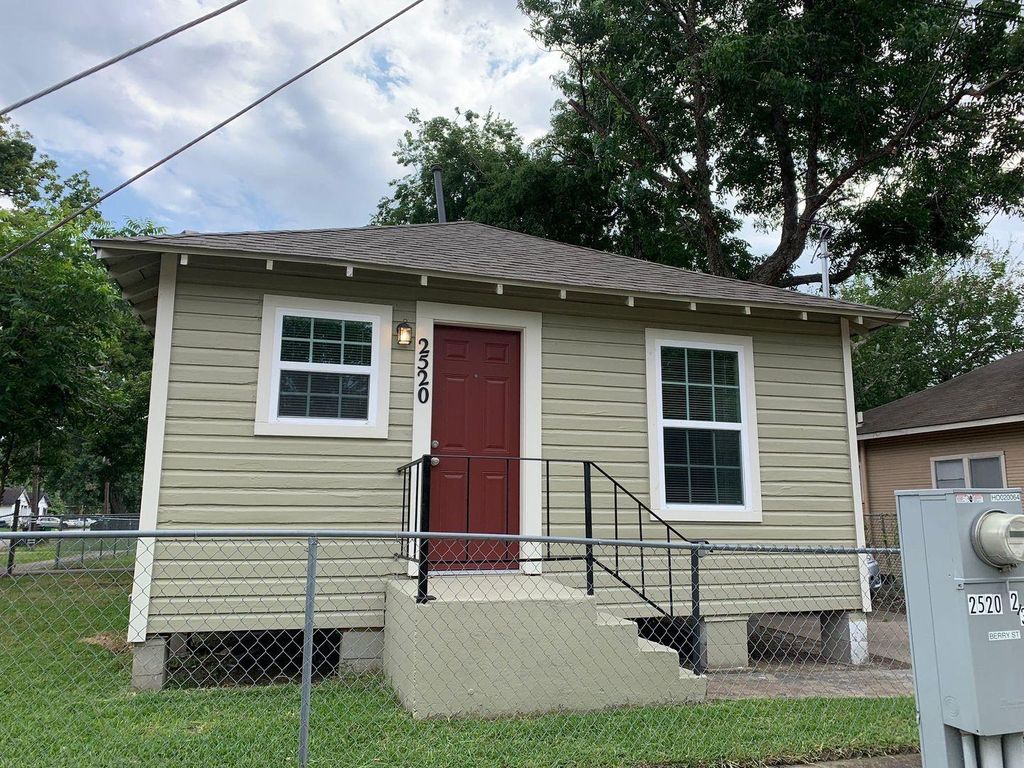 3600 Live Oak Street, Houston, TX 77004