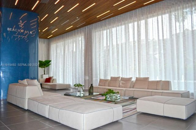 2602 E Hallandale Beach Blvd R1807, Hallandale Beach, FL 33009