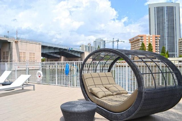 2602 E Hallandale Beach Blvd R1807, Hallandale Beach, FL 33009