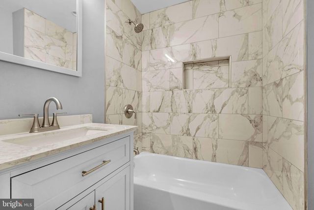 1518 N WOLFE ST, Baltimore, MD 21213