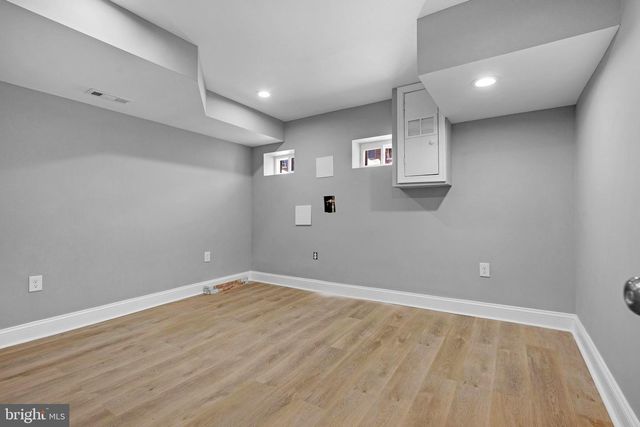 1518 N WOLFE ST, Baltimore, MD 21213