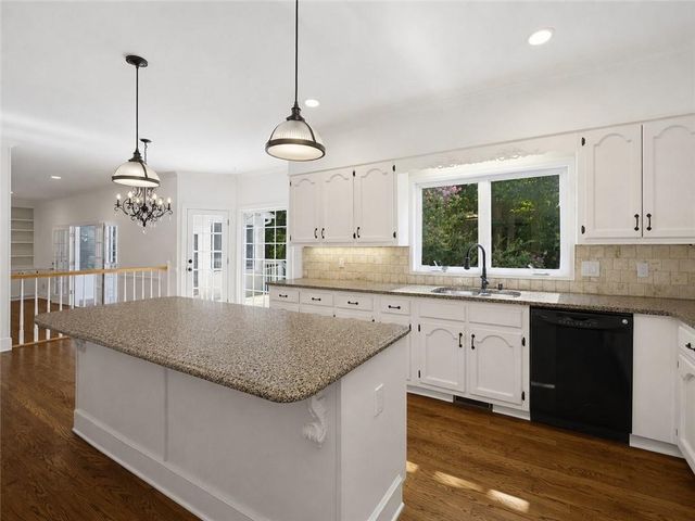 535 Flying Scot Way, Alpharetta, GA 30005