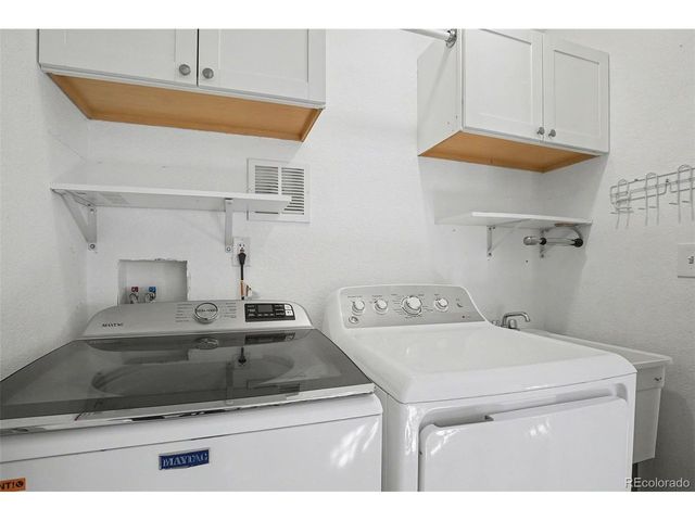 6755 Strasburg Rd, Strasburg, CO 80136