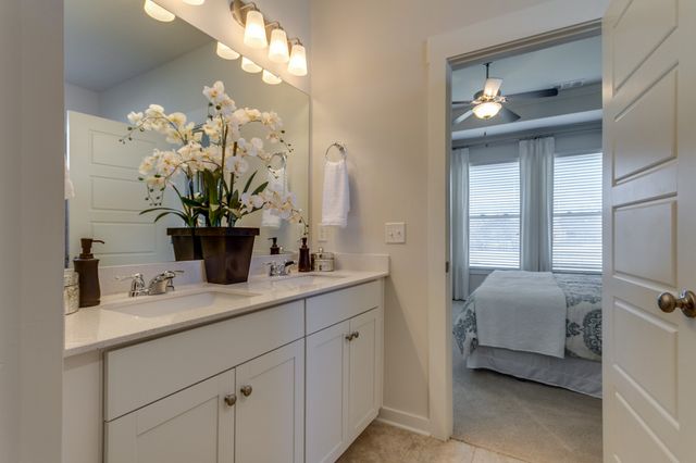 1028 CURTIS SPRINGS LN, Lewisburg, TN 37091