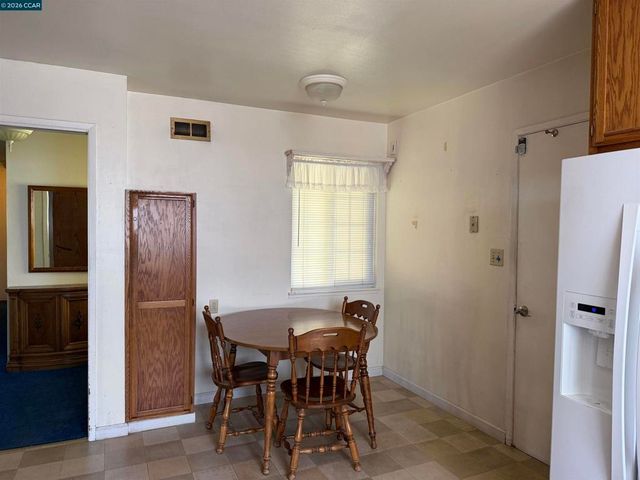 42817 Fontainebleau Park Ln, Fremont, CA 94538