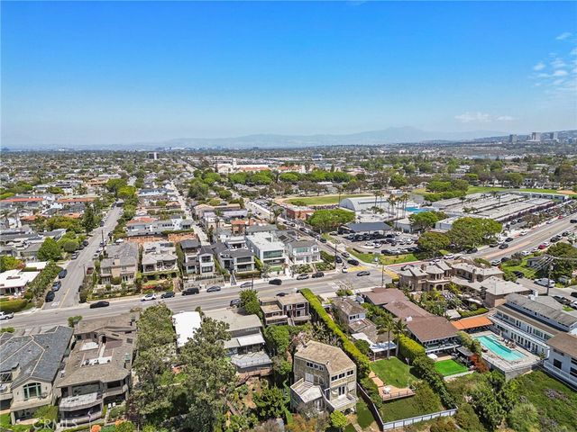 2209 Cliff Drive, Newport Beach, CA 92663