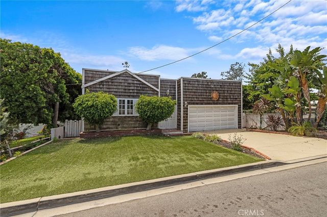 2209 Cliff Drive, Newport Beach, CA 92663