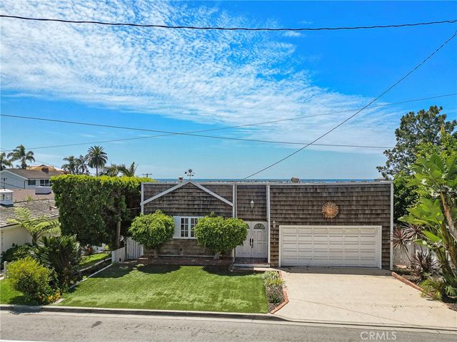2209 Cliff Drive, Newport Beach, CA 92663