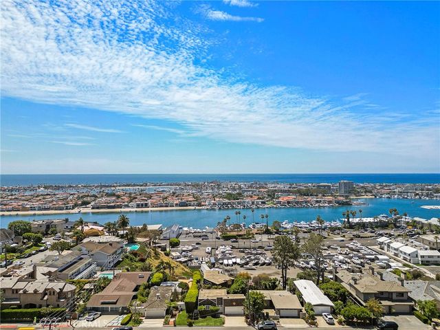 2209 Cliff Drive, Newport Beach, CA 92663