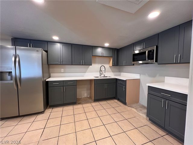 2624 Brady Avenue, Las Vegas, NV 89101