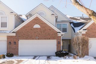 906 Ainsley Drive 4, West Chicago, IL 60185