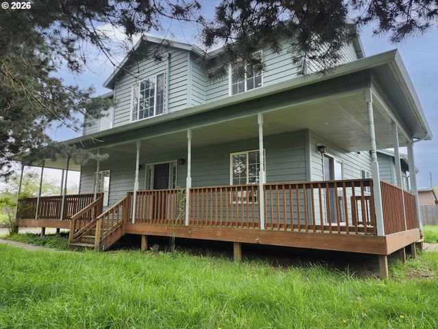 835 S WYNOOSKI St, Newberg, OR 97132
