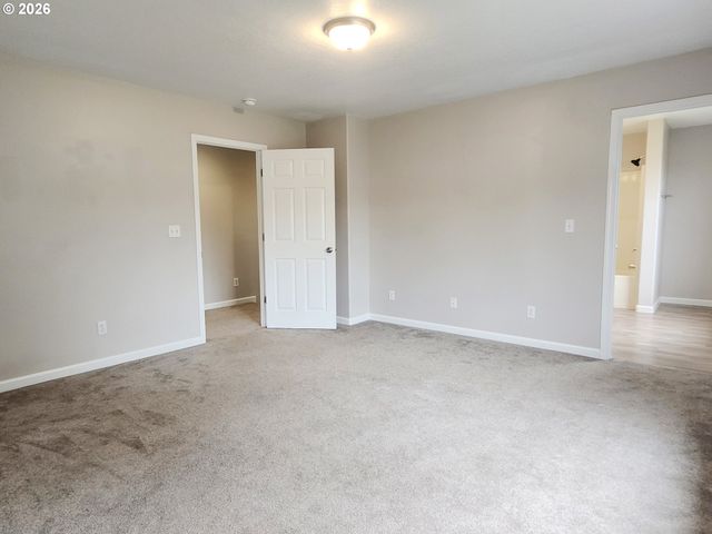835 S WYNOOSKI St, Newberg, OR 97132