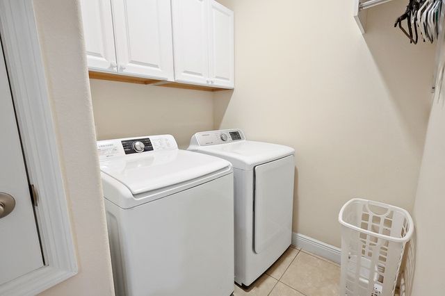 625 Gossamer Wing Way, Sebastian, FL 32958