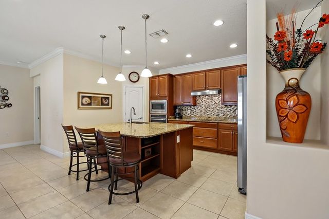 625 Gossamer Wing Way, Sebastian, FL 32958