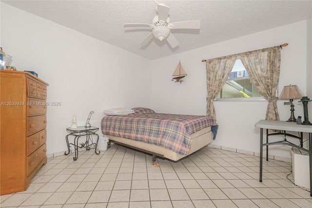 2800 Somerset Dr 115J, Lauderdale Lakes, FL 33311