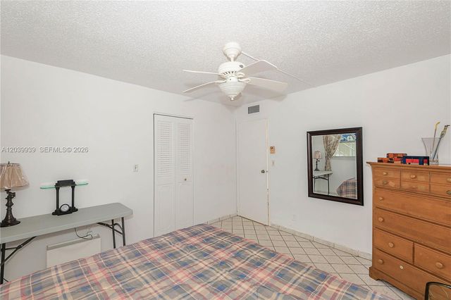 2800 Somerset Dr 115J, Lauderdale Lakes, FL 33311