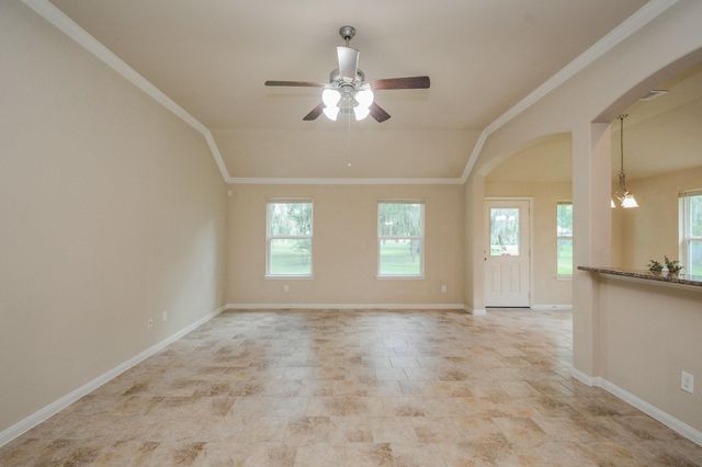 2205 Lake Foreest Dr Drive, West Columbia, TX 77486