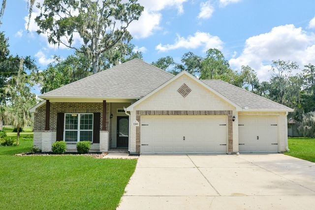 2205 Lake Foreest Dr Drive, West Columbia, TX 77486