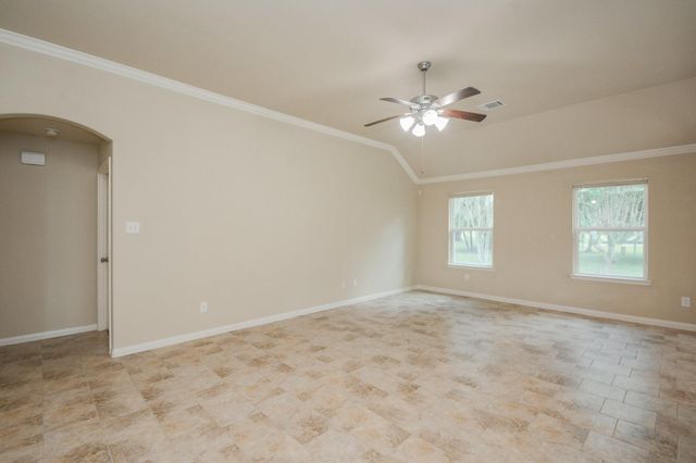 2205 Lake Foreest Dr Drive, West Columbia, TX 77486