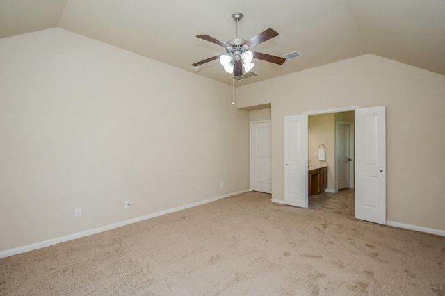 2205 Lake Foreest Dr Drive, West Columbia, TX 77486