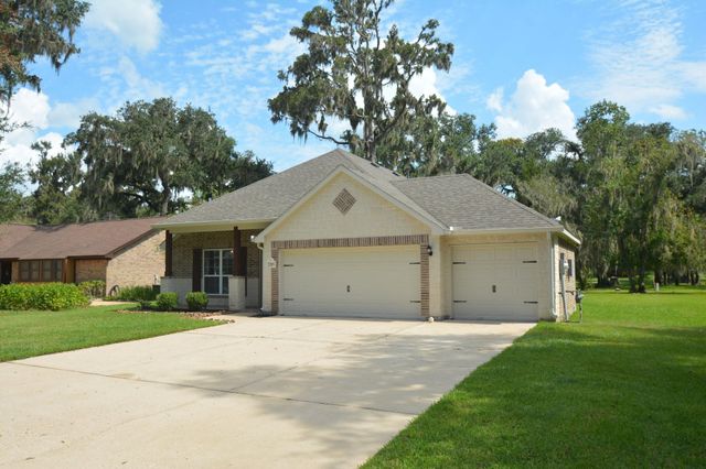 2205 Lake Foreest Dr Drive, West Columbia, TX 77486