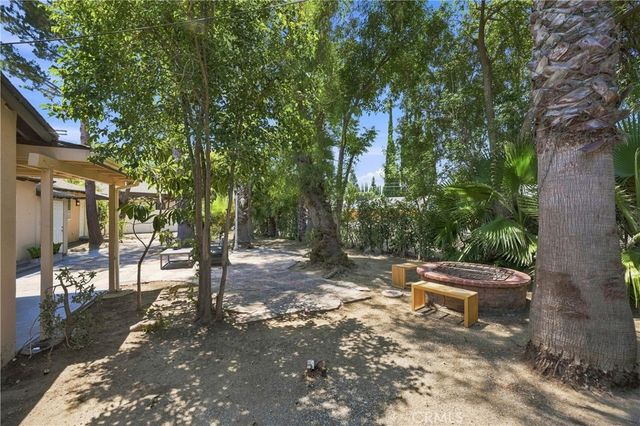 7635 Fallbrook, West Hills, CA 91304
