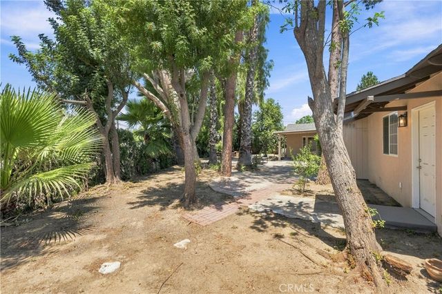 7635 Fallbrook, West Hills, CA 91304