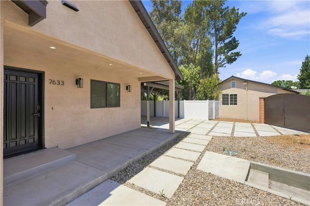 7635 Fallbrook, West Hills, CA 91304