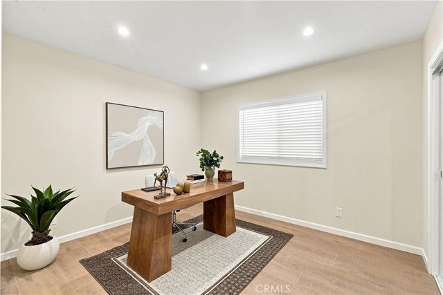 7635 Fallbrook, West Hills, CA 91304