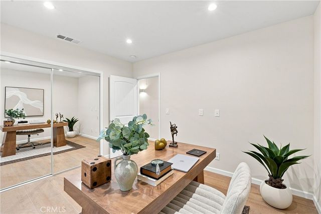 7635 Fallbrook, West Hills, CA 91304