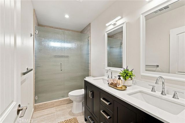 7635 Fallbrook, West Hills, CA 91304