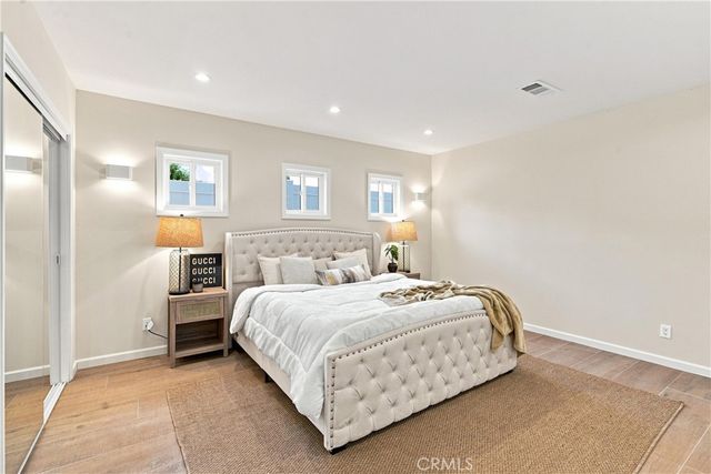 7635 Fallbrook, West Hills, CA 91304