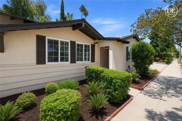 7635 Fallbrook, West Hills, CA 91304