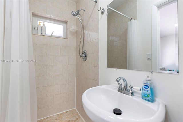 2465 Inagua Avenue, Miami, FL 33133
