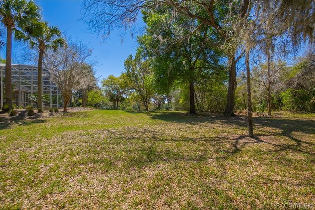 8950 E Eden Walk Court, Inverness, FL 34450