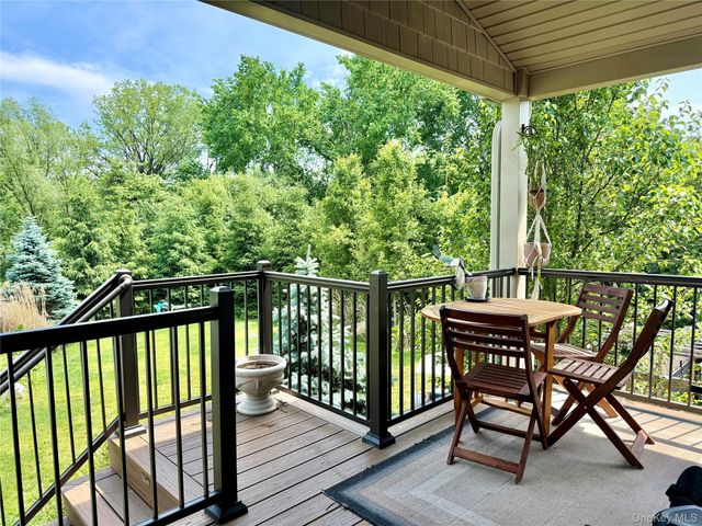 26 Bridle Lane, Chester, NY 10918