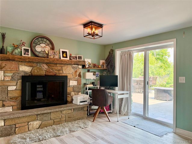 26 Bridle Lane, Chester, NY 10918