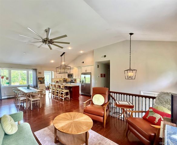 26 Bridle Lane, Chester, NY 10918