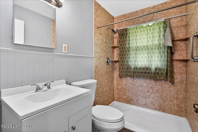 4730 Van Hoose Rd, Louisville, KY 40216
