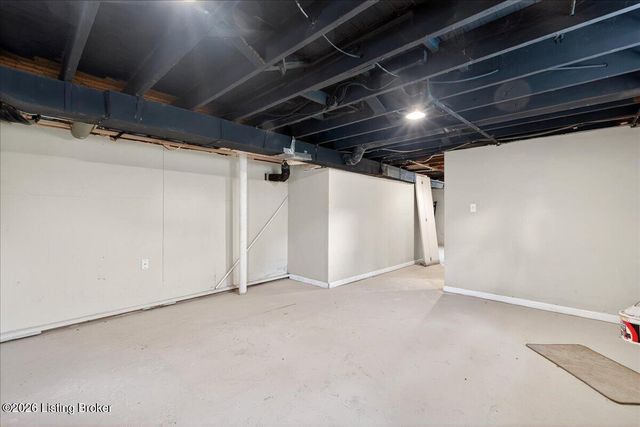 4730 Van Hoose Rd, Louisville, KY 40216