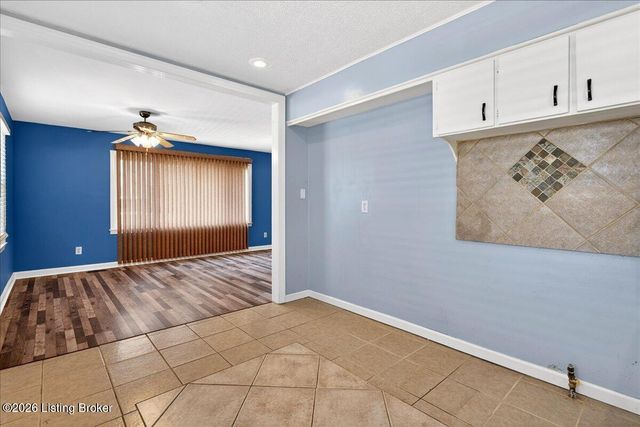 4730 Van Hoose Rd, Louisville, KY 40216