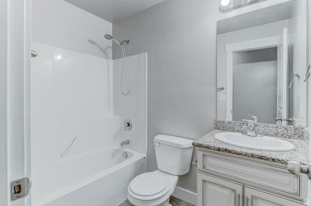 3787 N TUMWATER LN, Eagle Mountain, UT 84005