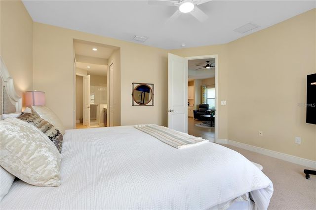 21629 AVON PARK COURT, Venice, FL 34293