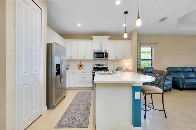 21629 AVON PARK COURT, Venice, FL 34293