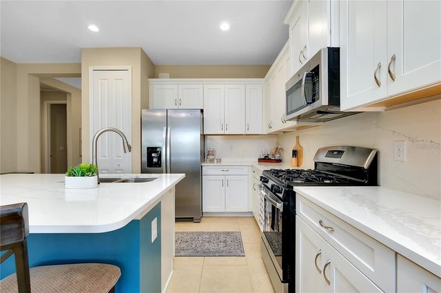 21629 AVON PARK COURT, Venice, FL 34293