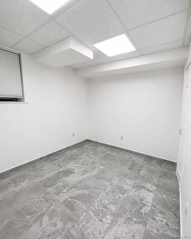 12215 25 Road, College Point, NY 11354