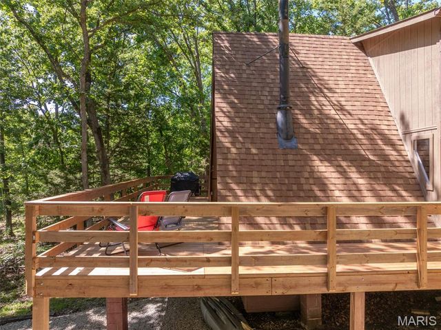 962 Woodlake Drive, Innsbrook, MO 63390