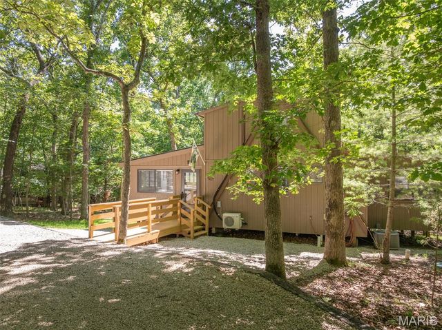 962 Woodlake Drive, Innsbrook, MO 63390